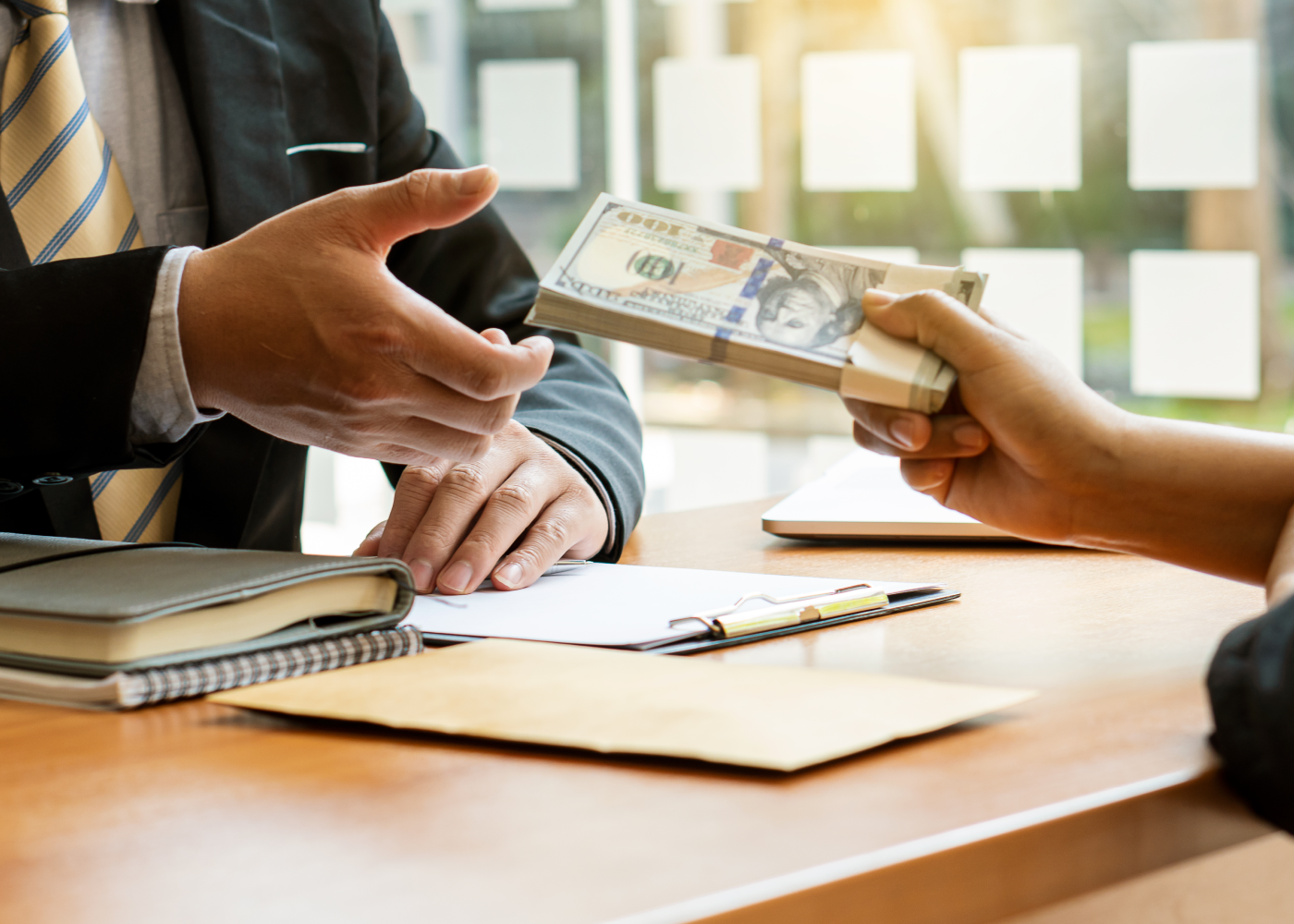 Cashing a cheque in dollars