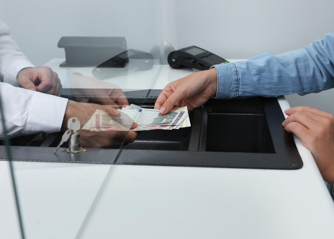 Cashing Your Tax Refund Check