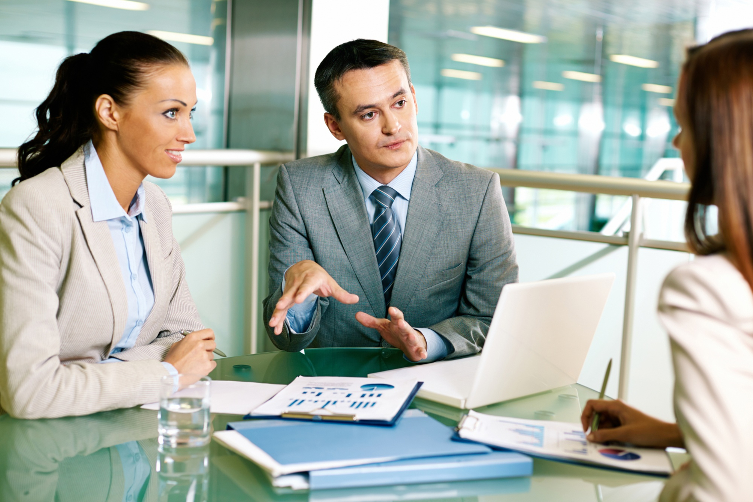 Financial Services That Support Fast Transfers