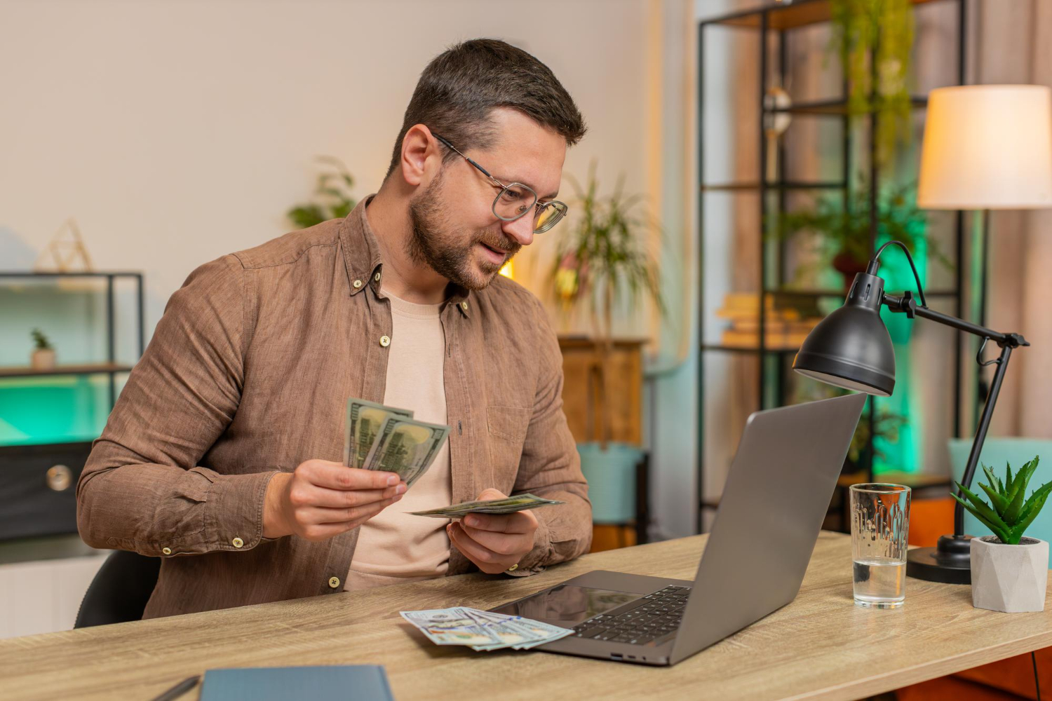 Money Transfer Safety Tips Everyone Should Know Money Transfer Safety Tips Everyone Should Know